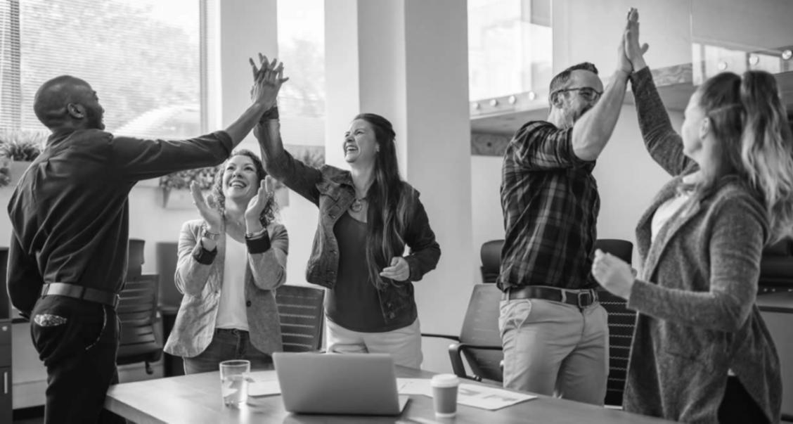 Moderne Schulungsräume für Finanzbildung